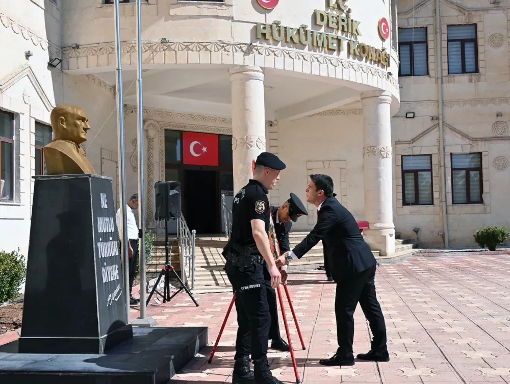 Derik İlçesinde 30 Ağustos Zafer Bayramı’nın 103’üncü yılı çeşitli etkinliklerle kutlandı.